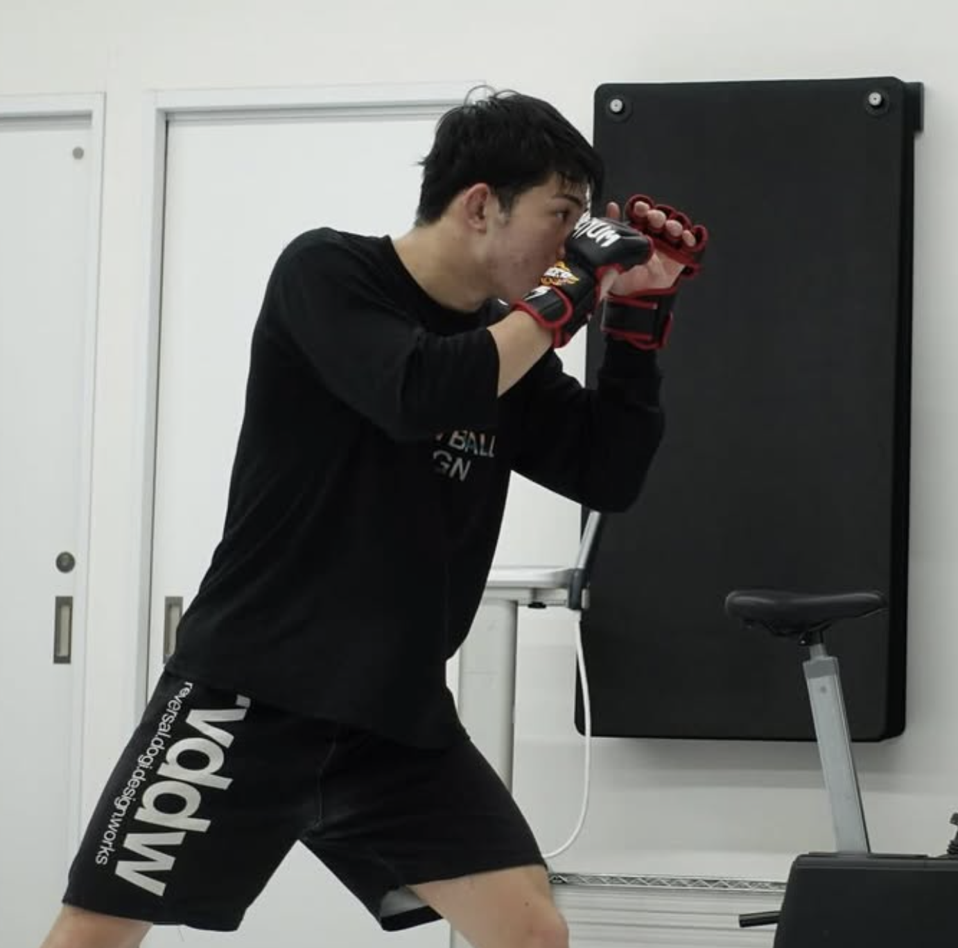 秋元 優志 の写真